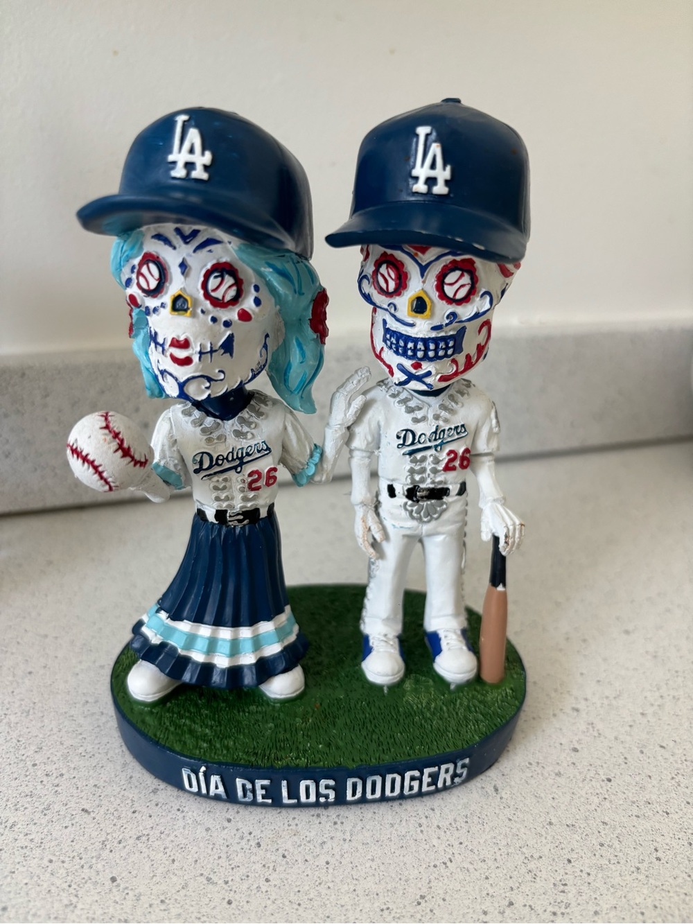 Día de los Dodgers Sugar Skull Bobblehead Duo - Blue and White